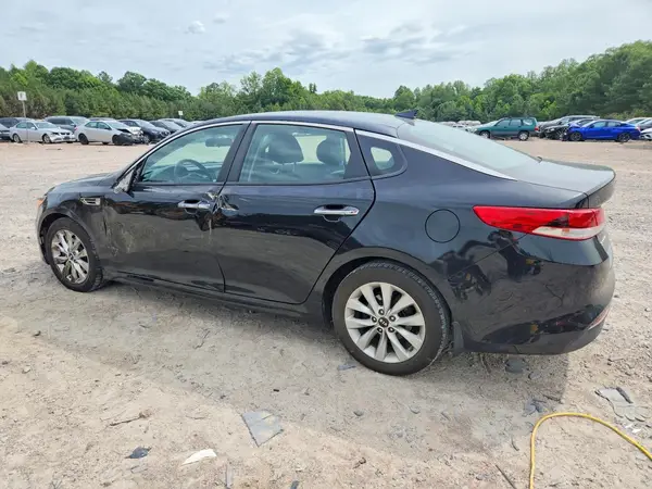 5XXGT4L31JG257591 2018 KIA OPTIMA - Image 2