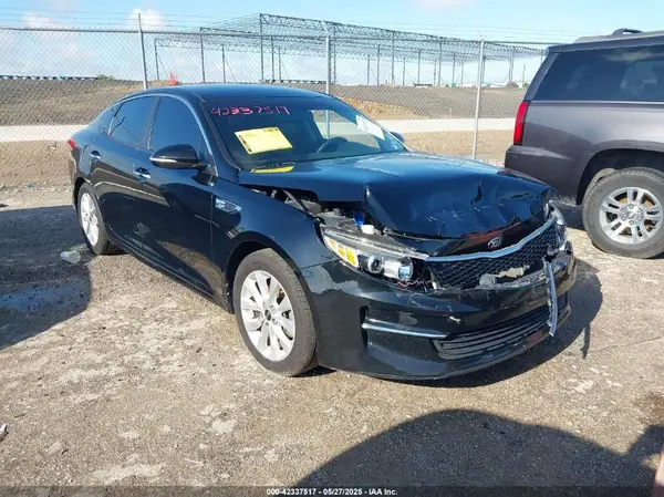 5XXGT4L31JG260720 2018 KIA OPTIMA - Image 1