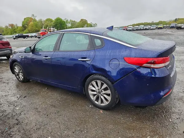 5XXGT4L31JG263682 2018 KIA OPTIMA - Image 2