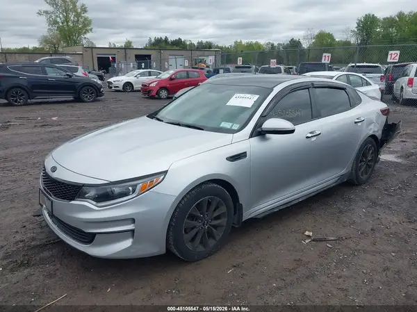 5XXGT4L31JG264038 2018 KIA OPTIMA - Image 2
