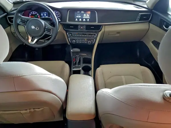 5XXGT4L31JG264301 2018 KIA OPTIMA - Image 8