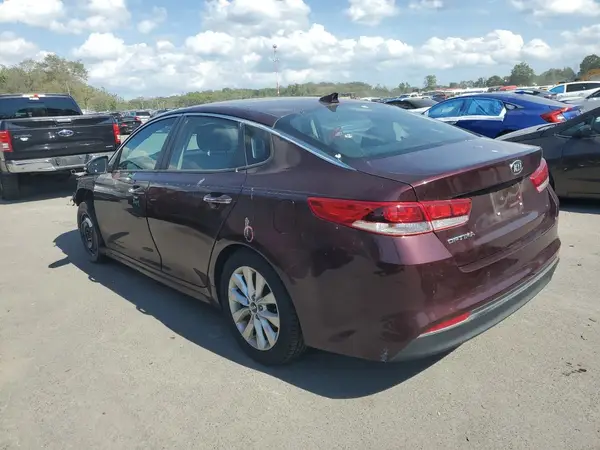 5XXGT4L31JG265044 2018 KIA OPTIMA - Image 2