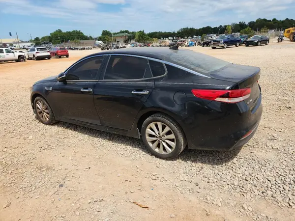5XXGT4L31JG267442 2018 KIA OPTIMA - Image 2
