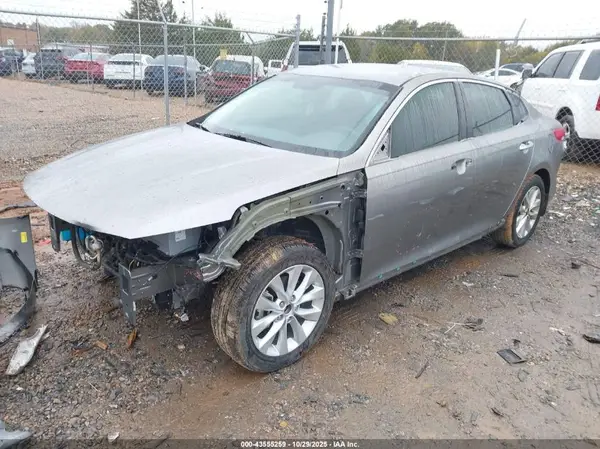 5XXGT4L31JG267814 2018 KIA OPTIMA - Image 2
