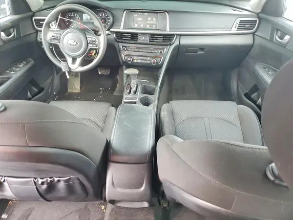 5XXGT4L31JG268056 2018 KIA OPTIMA - Image 8