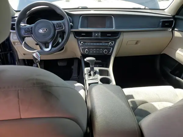 5XXGT4L31JG268459 2018 KIA OPTIMA - Image 8