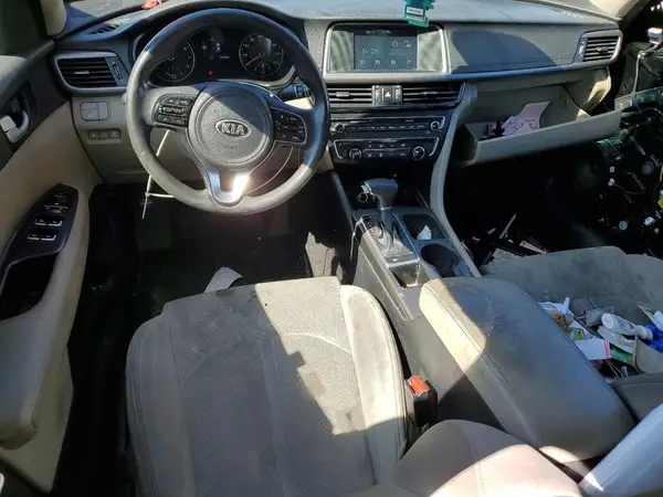 5XXGT4L31JG268784 2018 KIA OPTIMA - Image 8