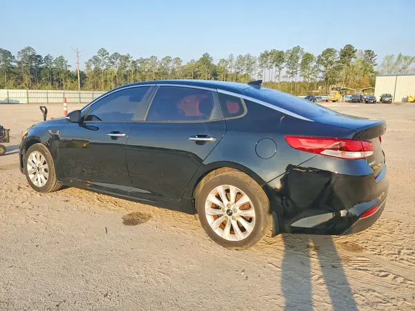 5XXGT4L31JG273807 2018 KIA OPTIMA - Image 2