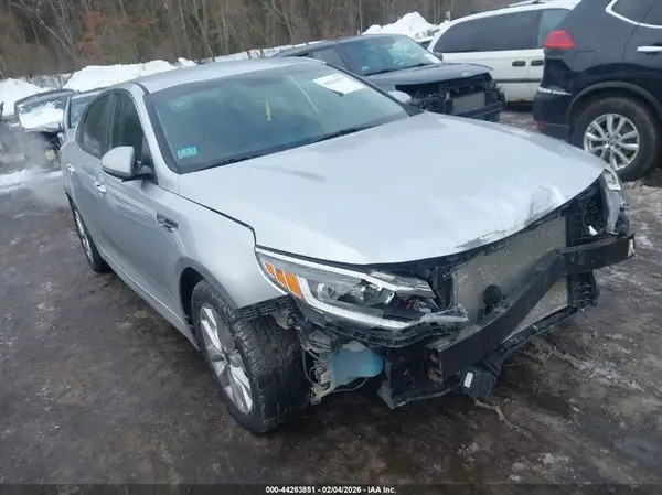 5XXGT4L31JG274181 2018 KIA OPTIMA - Image 1