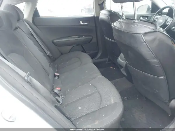 5XXGT4L31JG274181 2018 KIA OPTIMA - Image 8