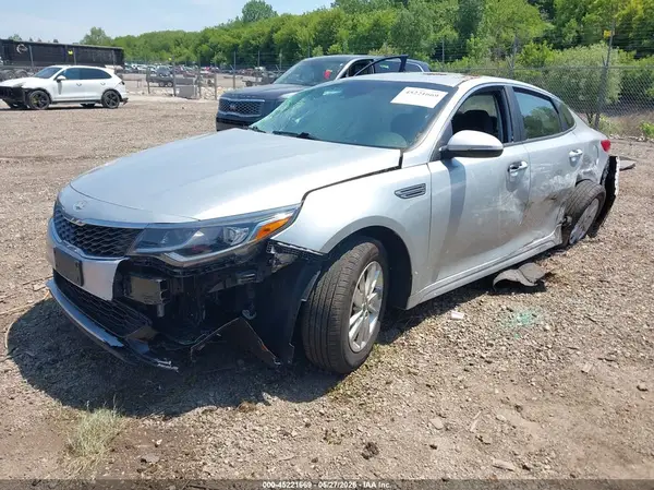 5XXGT4L31KG279639 2019 KIA OPTIMA - Image 2