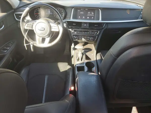 5XXGT4L31KG280922 2019 KIA OPTIMA - Image 8