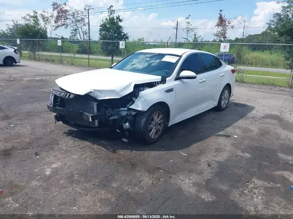 5XXGT4L31KG284047 2019 KIA OPTIMA - Image 2