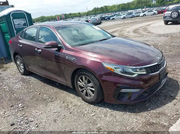5XXGT4L31KG286705 2019 KIA OPTIMA - Image 1