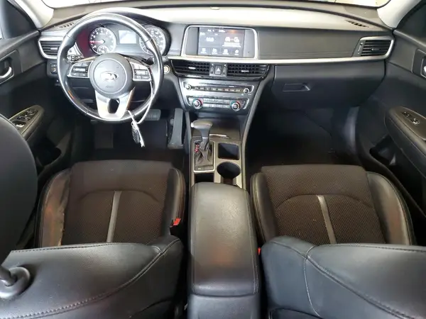 5XXGT4L31KG286882 2019 KIA OPTIMA - Image 8