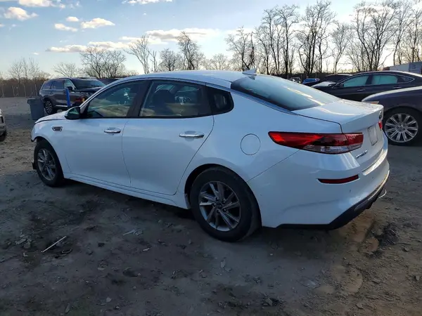 5XXGT4L31KG293363 2019 KIA OPTIMA - Image 2