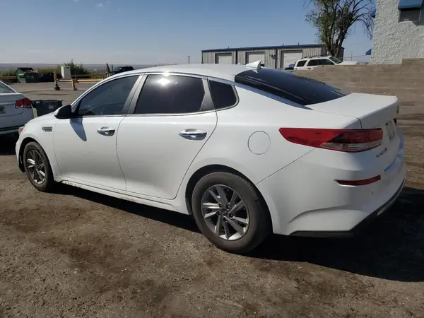 5XXGT4L31KG293945 2019 KIA OPTIMA - Image 2