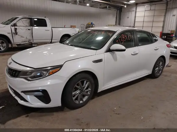 5XXGT4L31KG294769 2019 KIA OPTIMA - Image 2