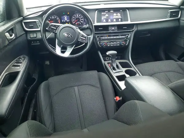 5XXGT4L31KG297025 2019 KIA OPTIMA - Image 8