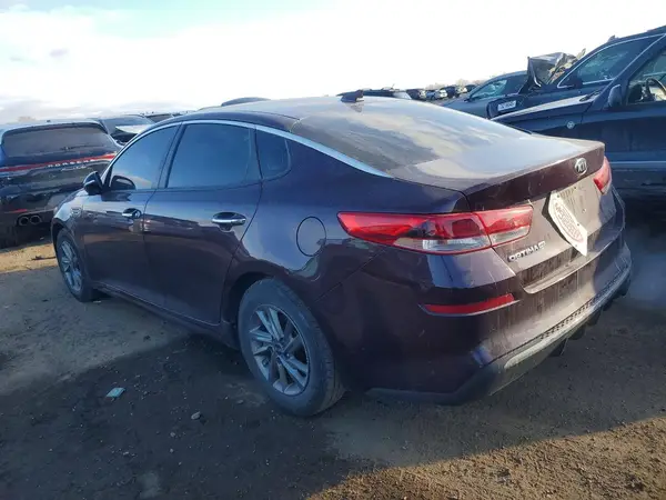 5XXGT4L31KG300263 2019 KIA OPTIMA - Image 2