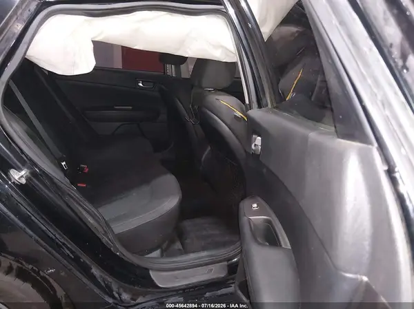 5XXGT4L31KG302286 2019 KIA OPTIMA - Image 8