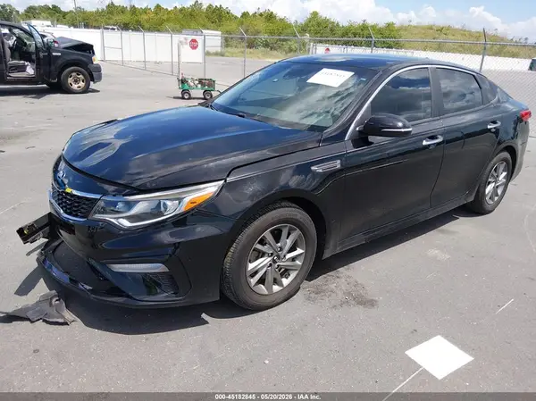 5XXGT4L31KG303194 2019 KIA OPTIMA - Image 2