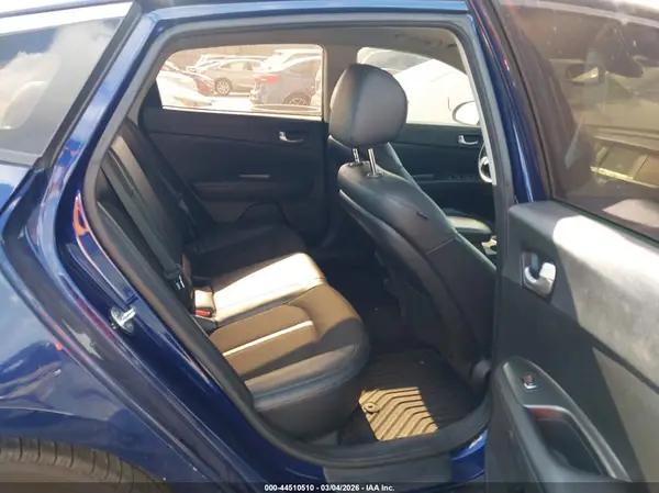 5XXGT4L31KG303812 2019 KIA OPTIMA - Image 8