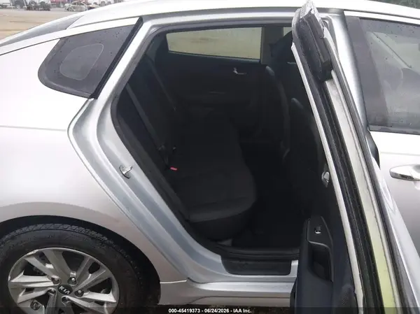 5XXGT4L31KG309688 2019 KIA OPTIMA - Image 8