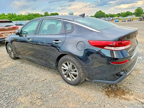 5XXGT4L31KG309772 2019 KIA OPTIMA - Image 2