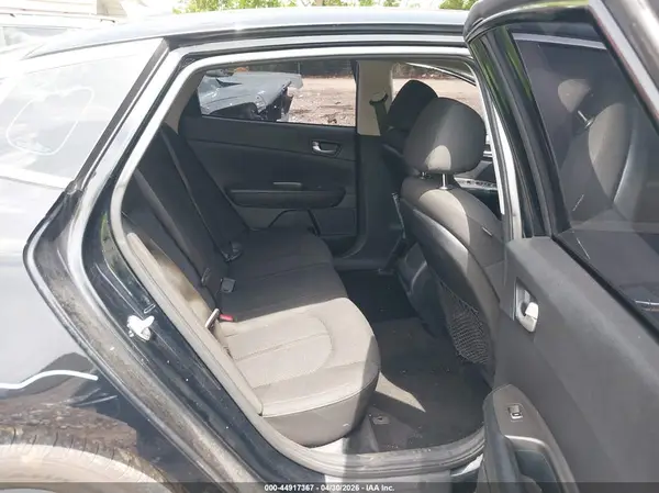 5XXGT4L31KG320657 2019 KIA OPTIMA - Image 8