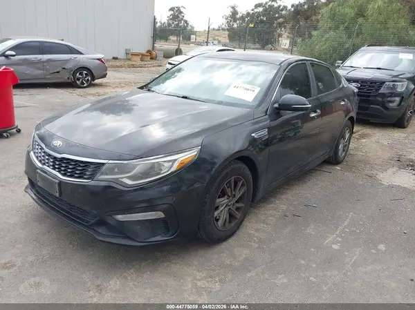 5XXGT4L31KG323400 2019 KIA OPTIMA - Image 2