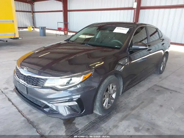 5XXGT4L31KG324949 2019 KIA OPTIMA - Image 2