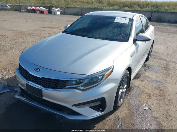 5XXGT4L31KG325499 2019 KIA OPTIMA - Image 2