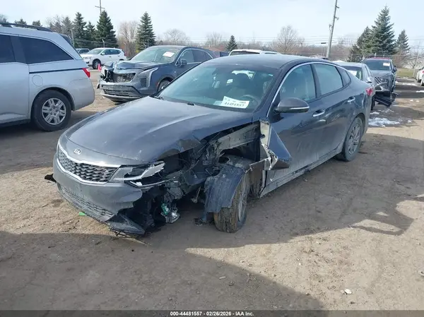 5XXGT4L31KG325910 2019 KIA OPTIMA - Image 2