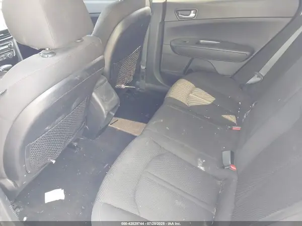 5XXGT4L31KG330704 2019 KIA OPTIMA - Image 8