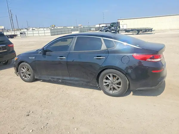 5XXGT4L31KG335997 2019 KIA OPTIMA - Image 2