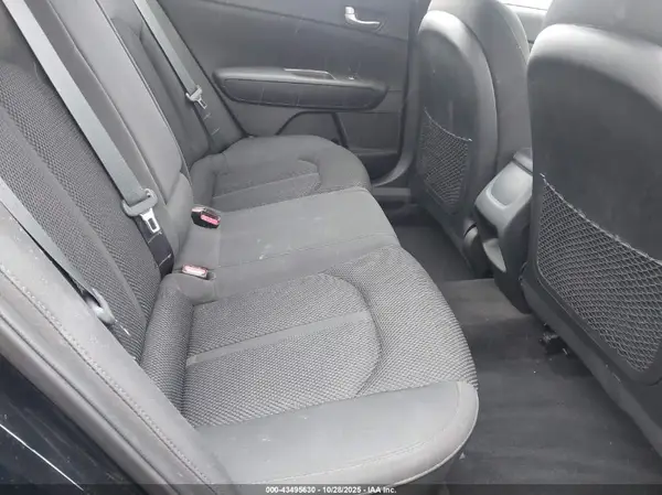 5XXGT4L31KG336860 2019 KIA OPTIMA - Image 8