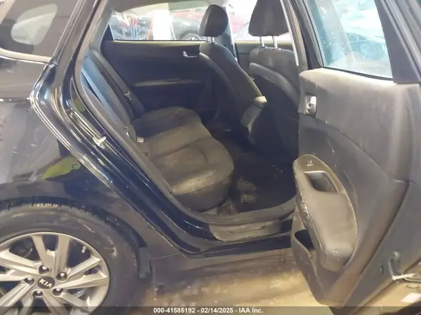 5XXGT4L31KG342402 2019 KIA OPTIMA - Image 8