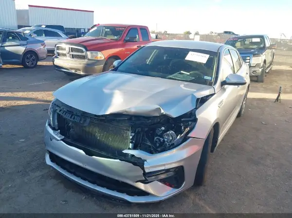5XXGT4L31KG342819 2019 KIA OPTIMA - Image 2