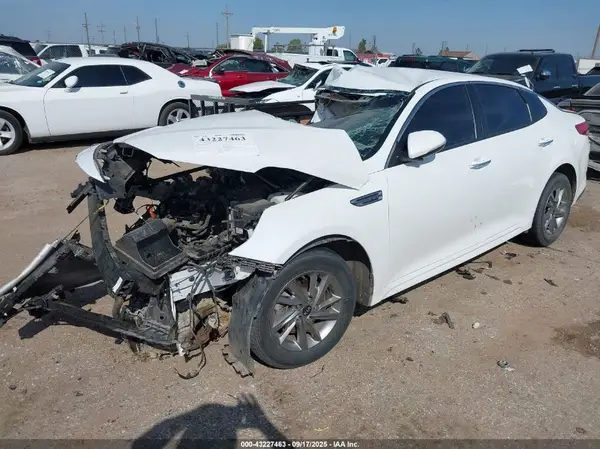5XXGT4L31KG346742 2019 KIA OPTIMA - Image 2