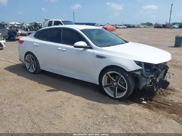 5XXGT4L31KG350998 2019 KIA OPTIMA - Image 1