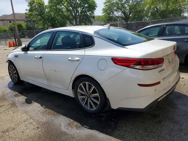 5XXGT4L31KG352900 2019 KIA OPTIMA - Image 2