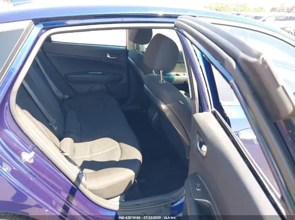 5XXGT4L31KG353822 2019 KIA OPTIMA - Image 8