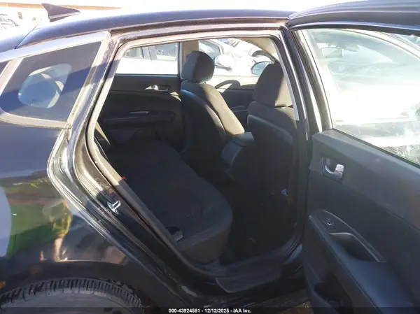 5XXGT4L31KG354954 2019 KIA OPTIMA - Image 8
