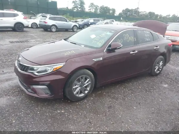 5XXGT4L31KG358812 2019 KIA OPTIMA - Image 2