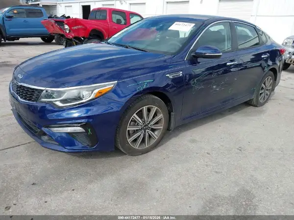 5XXGT4L31KG360222 2019 KIA OPTIMA - Image 2