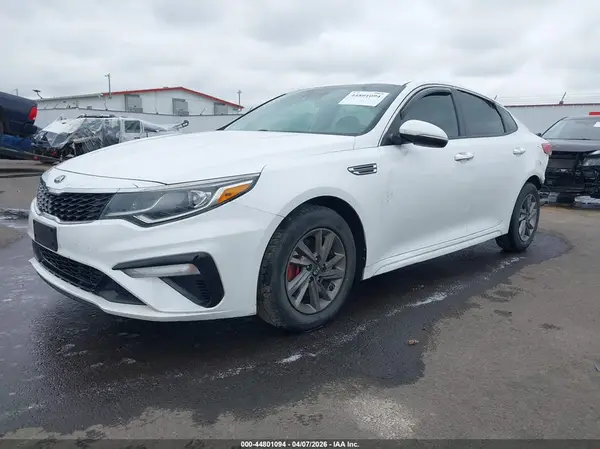 5XXGT4L31KG372371 2019 KIA OPTIMA - Image 2