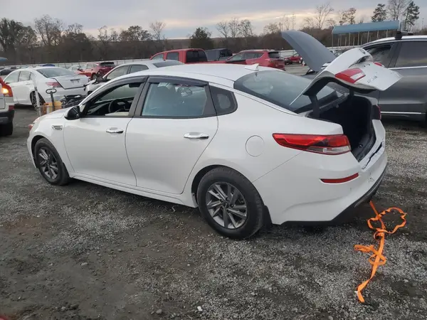 5XXGT4L31KG374492 2019 KIA OPTIMA - Image 2