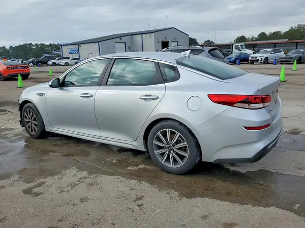 5XXGT4L31KG376419 2019 KIA OPTIMA - Image 2