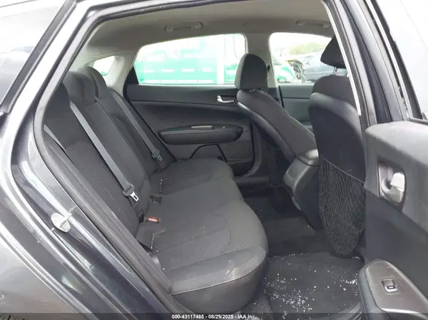 5XXGT4L31KG379207 2019 KIA OPTIMA - Image 8